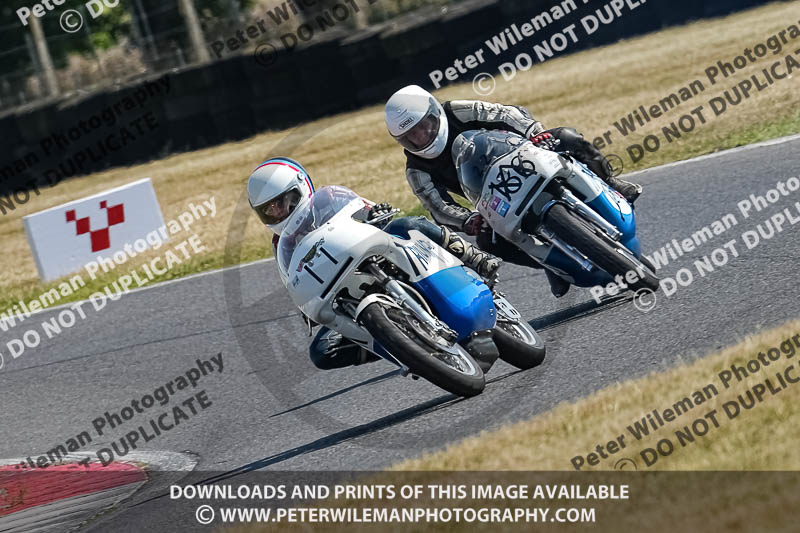 cadwell park;cadwell park photographs;cadwell trackday photographs;enduro digital images;event digital images;eventdigitalimages;peter wileman photography;racing digital images;trackday digital images;trackday photos